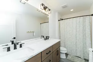 1870 Hadley Hills Dr NE, Rochester, MN 55906 - Photo 46