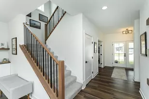 1870 Hadley Hills Dr NE, Rochester, MN 55906 - Photo 8