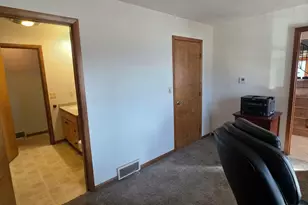 1106 Foothills Cir, Albert Lea, MN 56007 - Photo 12