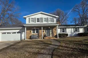 1106 Foothills Cir, Albert Lea, MN 56007 - Photo 2