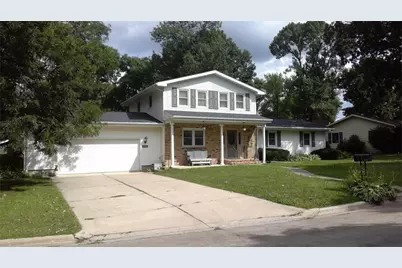 1106 Foothills Circle, Albert Lea, MN 56007 - Photo 1