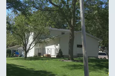 1106 Foothills Circle, Albert Lea, MN 56007 - Photo 2