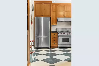 674 Holly Avenue, Saint Paul, MN 55104 - Photo 26