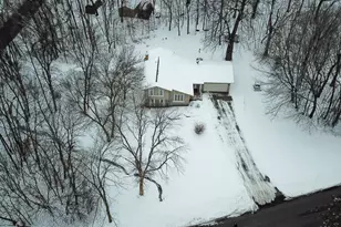 8125 Spring Valley Rd, Waconia, MN 55387 - Photo 4