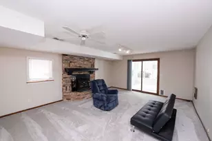 8125 Spring Valley Rd, Waconia, MN 55387 - Photo 34