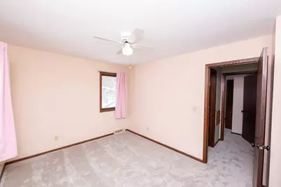 8125 Spring Valley Road, Waconia, MN 55387 - Photo 12