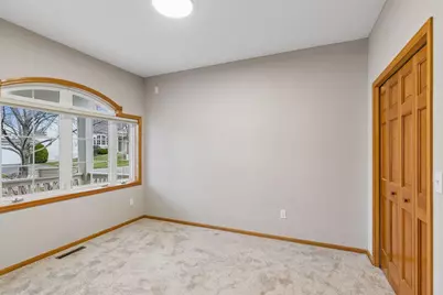 8724 Callahan Trail, Inver Grove Heights, MN 55076 - Photo 8