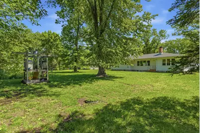 1224 S Ramsey Street, Blue Earth, MN 56013 - Photo 8