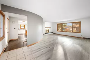 1224 S Ramsey St, Blue Earth, MN 56013 - Photo 12