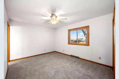 1224 S Ramsey Street, Blue Earth, MN 56013 - Photo 22