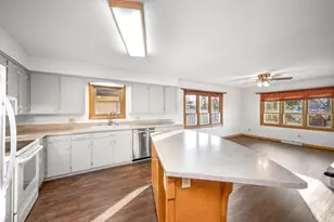 1224 S Ramsey St, Blue Earth, MN 56013 - Photo 18