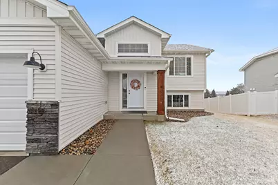624 Emmy Lane, Hanover, MN 55341 - Photo 2