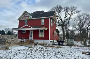 39 Cedar St, Easton, MN 56025 - Photo 1