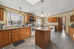 14 Rita Ln, Chaska, MN 55318 - Photo 12