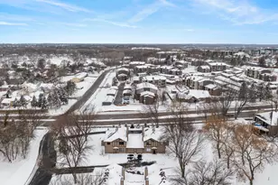 11596 Scotch Pine Ct, Eden Prairie, MN 55344 - Photo 44