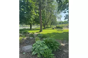 11596 Scotch Pine Ct, Eden Prairie, MN 55344 - Photo 38