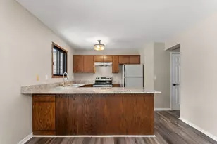 11596 Scotch Pine Ct, Eden Prairie, MN 55344 - Photo 14