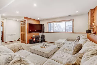 8015 Cooper Avenue, Inver Grove Heights, MN 55076 - Photo 4