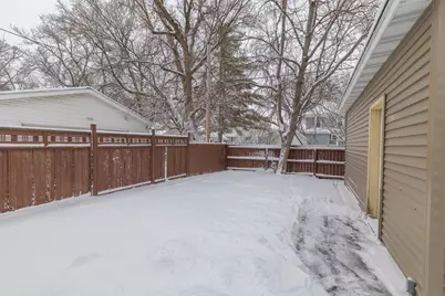 1119 9th Street N, Fargo, ND 58102 - Photo 30