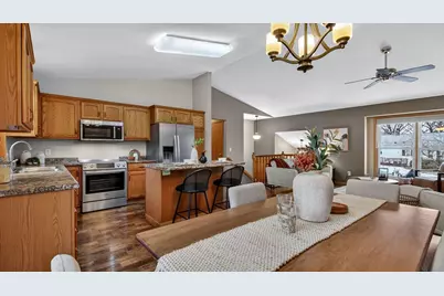 3145 Fern Court, Eau Claire, WI 54703 - Photo 4