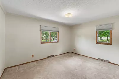 807 7th Avenue SE, Pipestone, MN 56164 - Photo 22