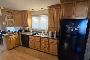 807 7th Ave SE, Pipestone, MN 56164 - Photo 6