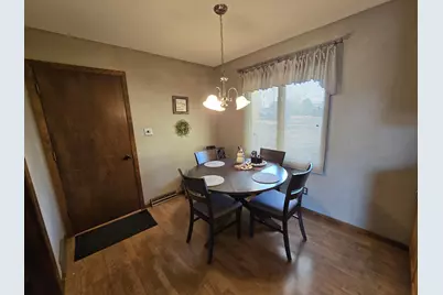 807 7th Avenue SE, Pipestone, MN 56164 - Photo 4