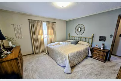 807 7th Avenue SE, Pipestone, MN 56164 - Photo 36