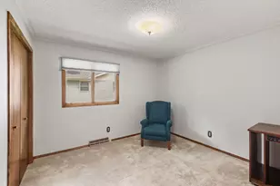 807 7th Ave SE, Pipestone, MN 56164 - Photo 20
