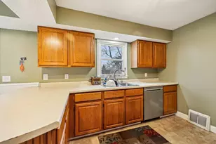 811 Monroe St, Anoka, MN 55303 - Photo 12