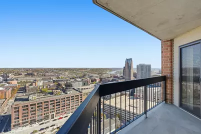 78 10th Street E #2807, Saint Paul, MN 55101 - Photo 12