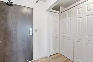 78 10th St E, Saint Paul, MN 55101 - Photo 2