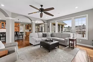 572 Spruce Cir, Eagan, MN 55123 - Photo 2