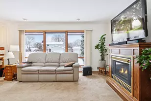 1484 Dieter St, Saint Paul, MN 55106 - Photo 6