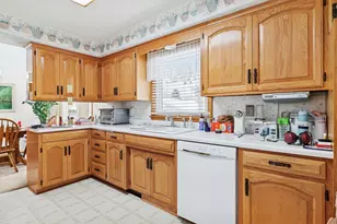 1484 Dieter St, Saint Paul, MN 55106 - Photo 12