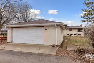 1484 Dieter St, Saint Paul, MN 55106 - Photo 2