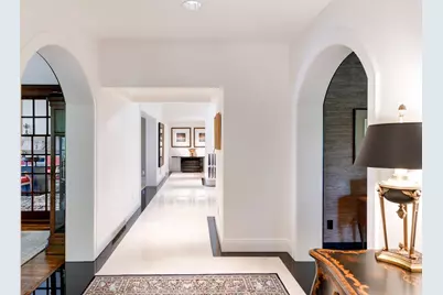 435 Washington Avenue W, Hutchinson, MN 55350 - Photo 8