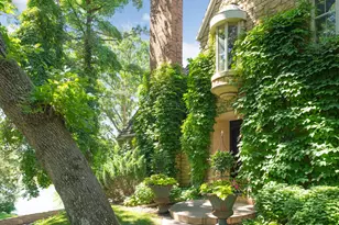 435 Washington Ave W, Hutchinson, MN 55350 - Photo 6