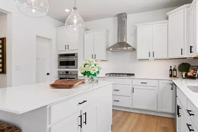 1918 Timber Lane, Carver, MN 55315 - Photo 6