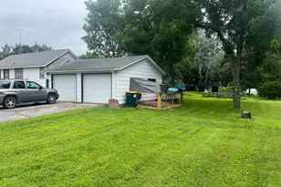 619 5th Street W, Litchfield, MN 55355 - Photo 2