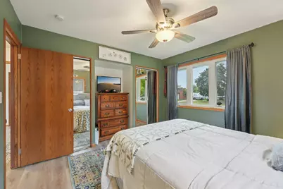 2017 Brookview Drive, Brooklyn Center, MN 55430 - Photo 14