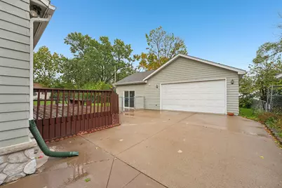 2017 Brookview Drive, Brooklyn Center, MN 55430 - Photo 22