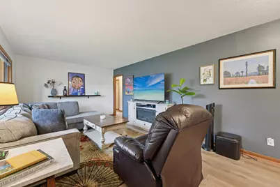 2017 Brookview Drive, Brooklyn Center, MN 55430 - Photo 4