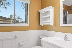 2115 Marquis Rd, Golden Valley, MN 55427 - Photo 26