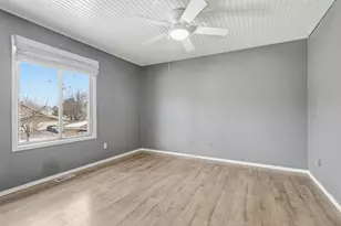 2115 Marquis Rd, Golden Valley, MN 55427 - Photo 20