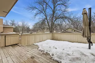 2115 Marquis Rd, Golden Valley, MN 55427 - Photo 36