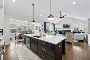 4052 Vista View Dr, Chaska, MN 55318 - Photo 22