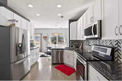 8530 Grove Circle, Shakopee, MN 55379 - Photo 4