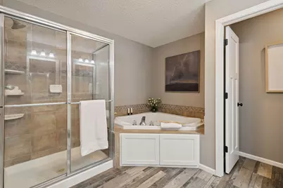 621 Crane Creek Lane, Eagan, MN 55121 - Photo 26