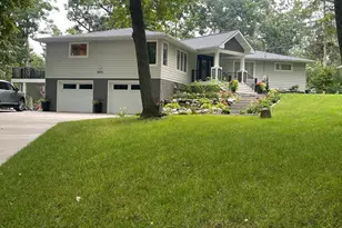 8475 Hidden Bay Trail N, Lake Elmo, MN 55042 - Photo 2